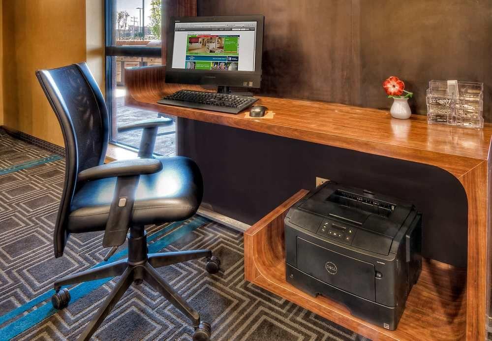 Towneplace Suites Oklahoma City Airport Екстериор снимка
