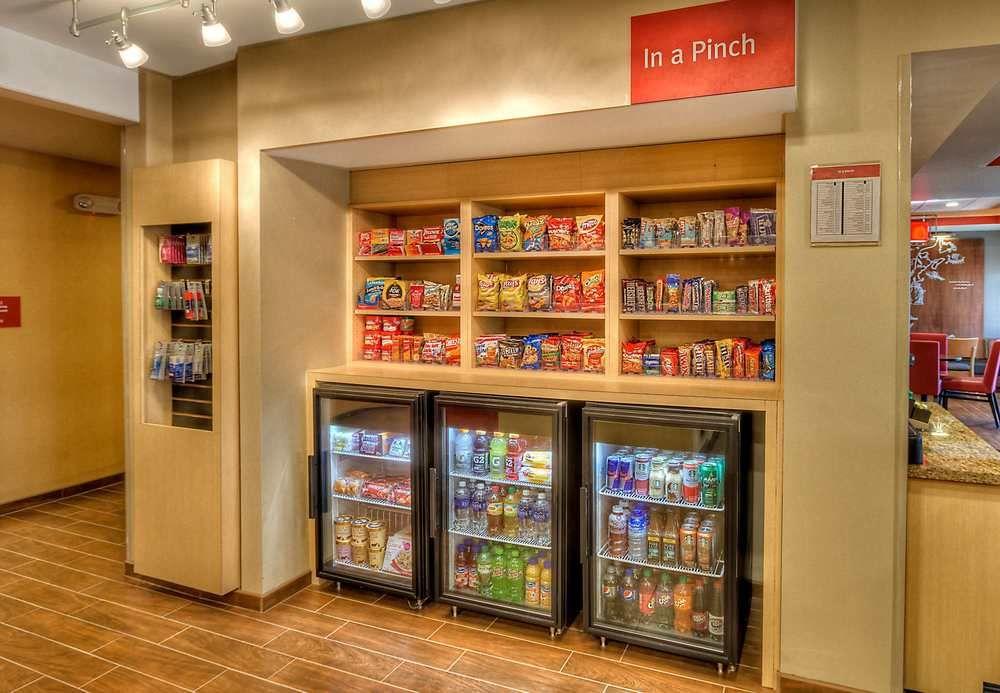 Towneplace Suites Oklahoma City Airport Екстериор снимка