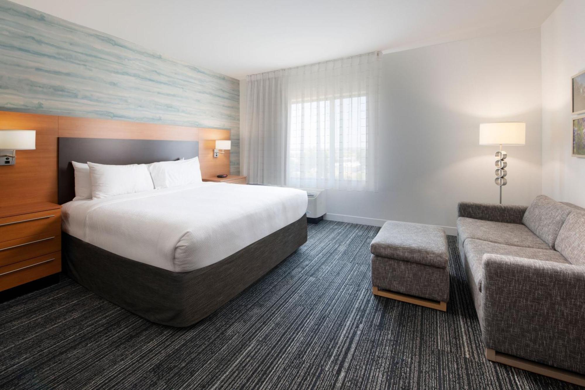 Towneplace Suites Oklahoma City Airport Екстериор снимка