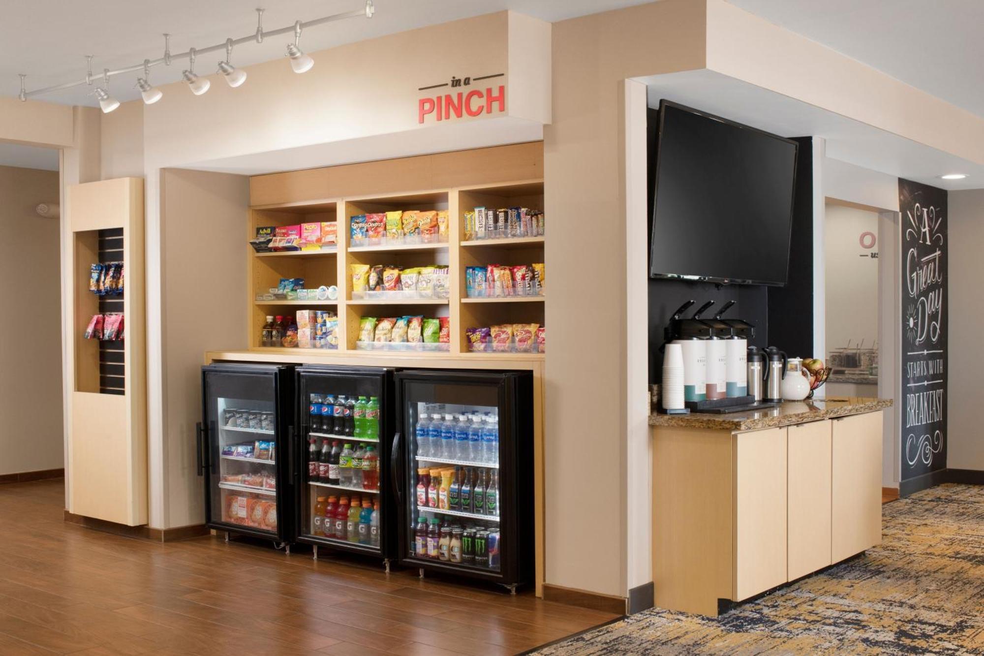 Towneplace Suites Oklahoma City Airport Екстериор снимка
