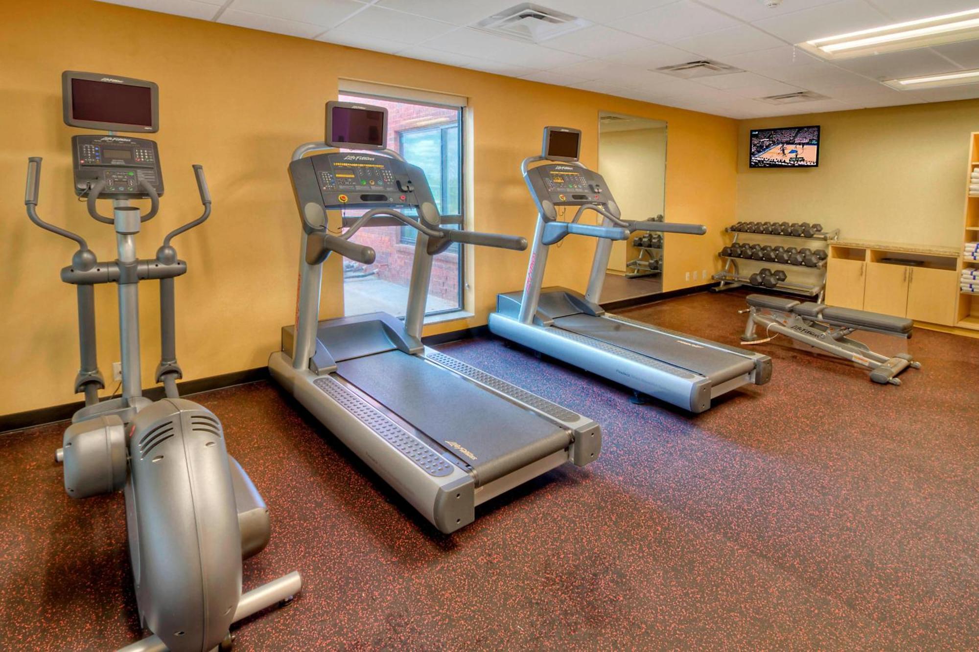 Towneplace Suites Oklahoma City Airport Екстериор снимка