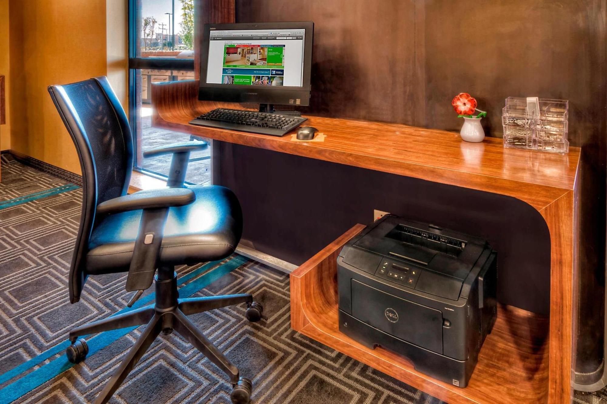 Towneplace Suites Oklahoma City Airport Екстериор снимка