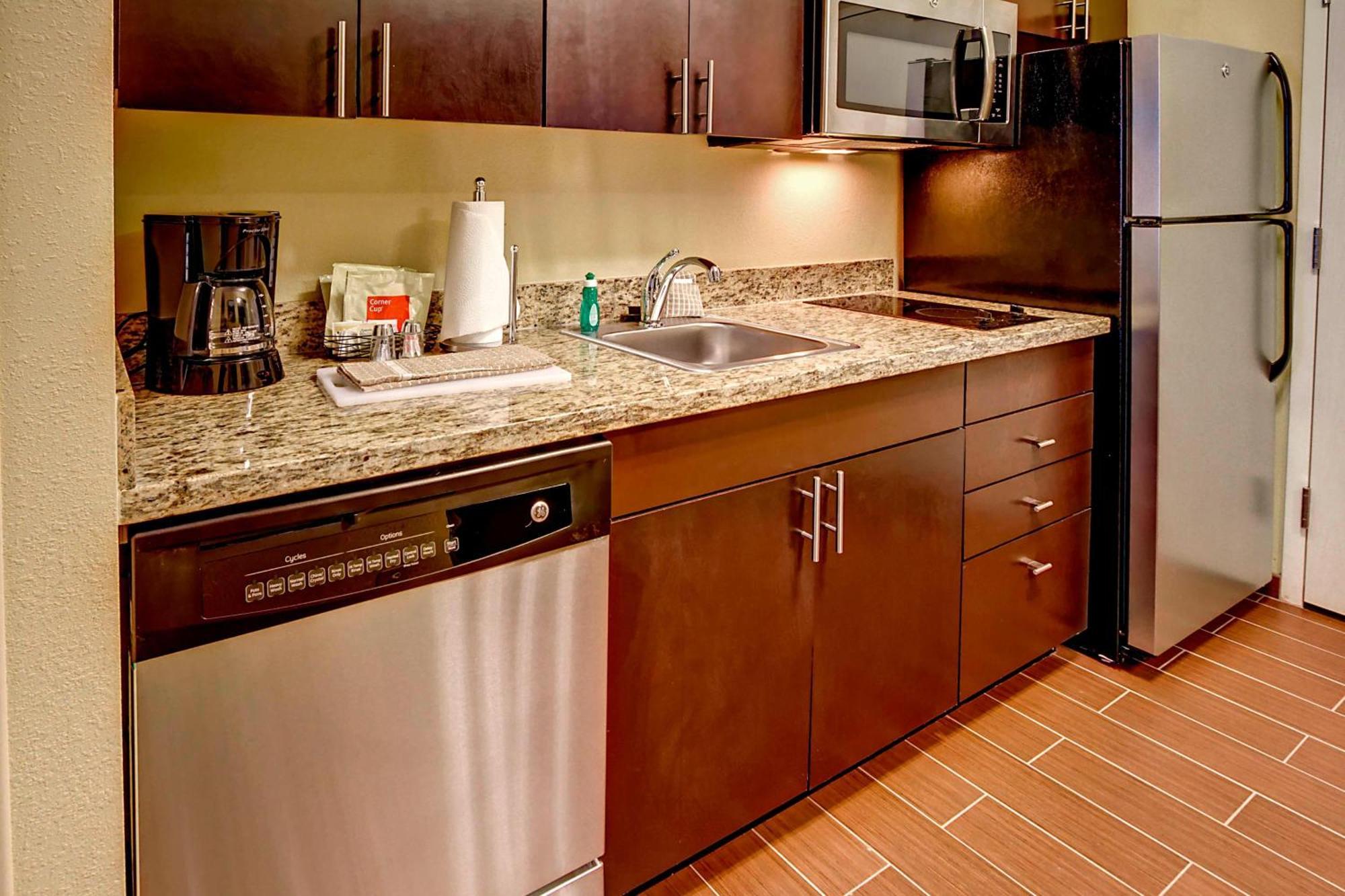 Towneplace Suites Oklahoma City Airport Екстериор снимка