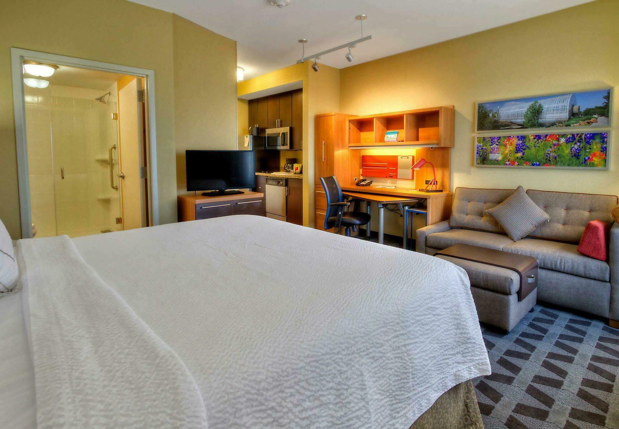 Towneplace Suites Oklahoma City Airport Екстериор снимка